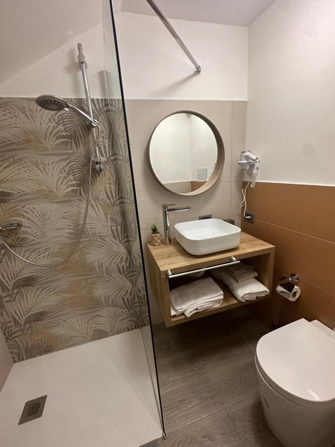 B&B Sanem Luxury Rooms 지오이아 타우로 외부 사진